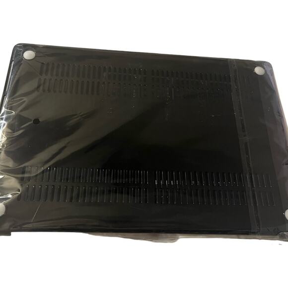 MacBook Pro Case for 2019-2020 Release Model A2141 - Picture 2 of 16